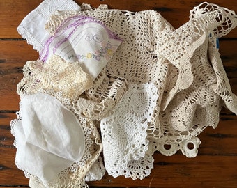 Vintage Crochet Linen Bundle/19 pieces