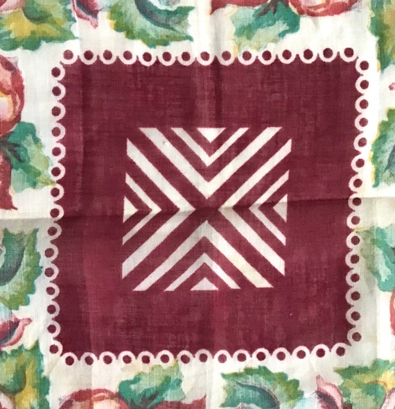 Vintage Linen Handkerchief with Deep Red Roses - image 5