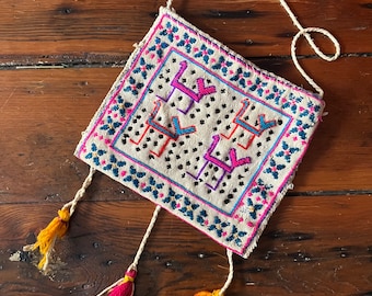 Vintage Handwoven Embroidered Bag/Central American