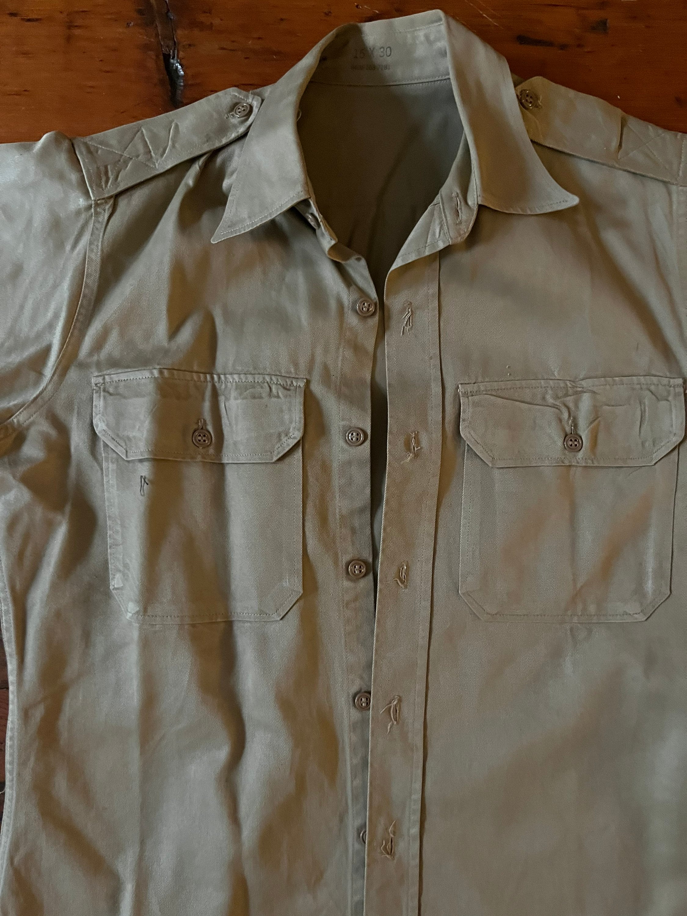 1950s 1960s Army Issue Khaki Shirt/u.s. Military - Etsy 1950s 1960s Army Issue Khaki Shirt/u.s. Military - Etsy