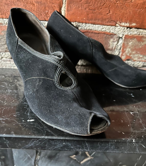 1940s Black Suede Peep Toe Pumps/Rockabilly Style… - image 2