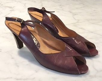 1950s Pappagallo Leather Slingback Pumps