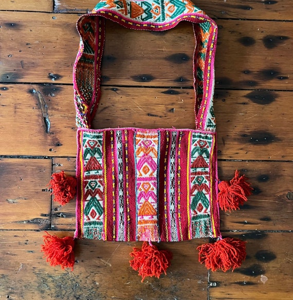Vintage 1960s Handwoven Shoulder Bag/Bohemian Styl