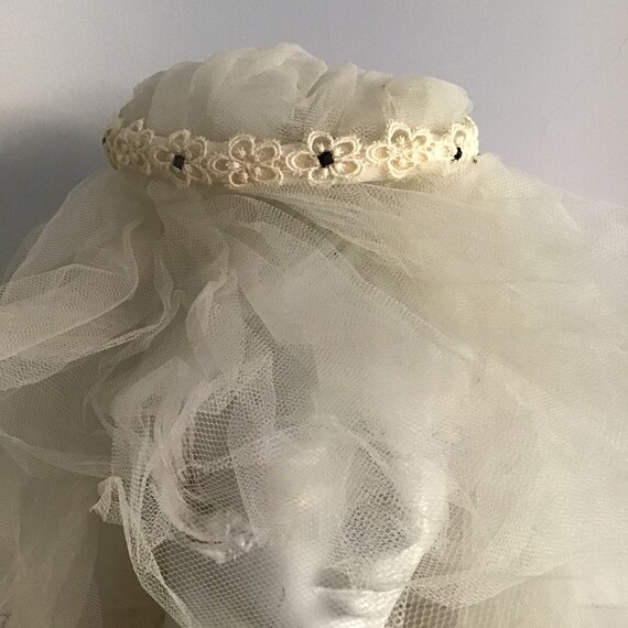 Vintage Wedding Cap with Veil - image 7