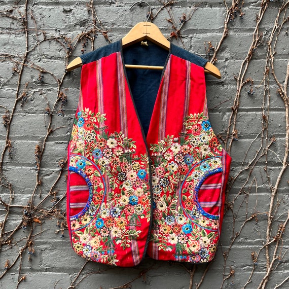 1960s Guatemalan Embroidered Cotton Vest - image 2