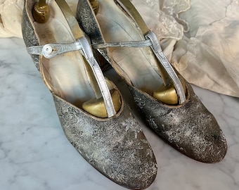 1920s Silver Brocade T Strap Heels/Wedding Shoes/Size