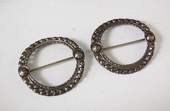 V I  N T A G E 1920's Silver Circle Buckles - image 1