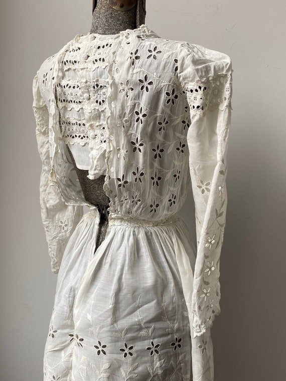 Edwardian Era White Eyelet Dress - image 6