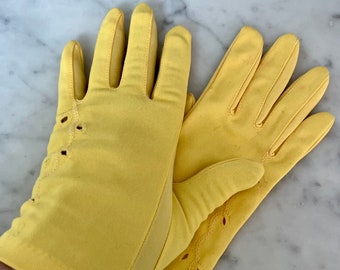 Vintage Stretchies Yellow Nylon Gloves Mod/Prom