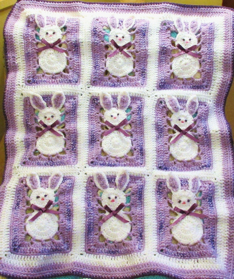 DIGITAL PDF Crochet Pattern EASTER Bunny Baby Blanket Pattern Crib, Stroller, Bassinet imagem 3