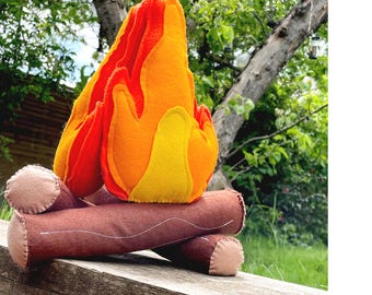 Campfire felt toy in supersize logs and Camping pretend play,  bonfire, boys room, girls room Felt toy, toy campfire
