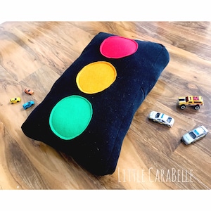 Traffic light cushion pillow. 3d traffic signal, car themed cushion. Nursery, child’s room, home decor, racing cushion, car transport decor