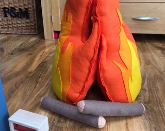 Sleepover Campfire Giant Size, Felt Toy, Logs and Fire, Stones