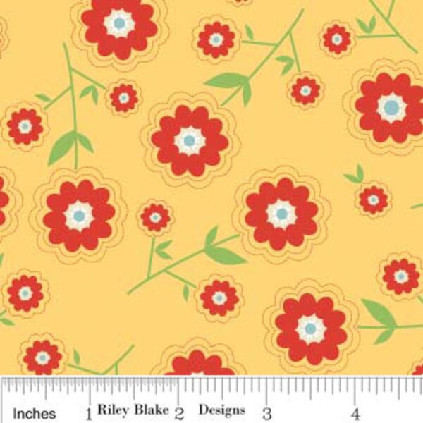 Riley Blake, DELIGHTED, The Quilted Fish, Floral in Yellow, FAT QUARTER