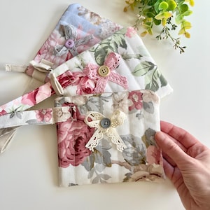 Bolso de mano con cremallera floral/Bolso bonito para regalar/Bolso de algodón/Billetera escolar para niños/Minibolso con cinta de encaje hecho a mano/Organizador de bolsos forrado/Funcional