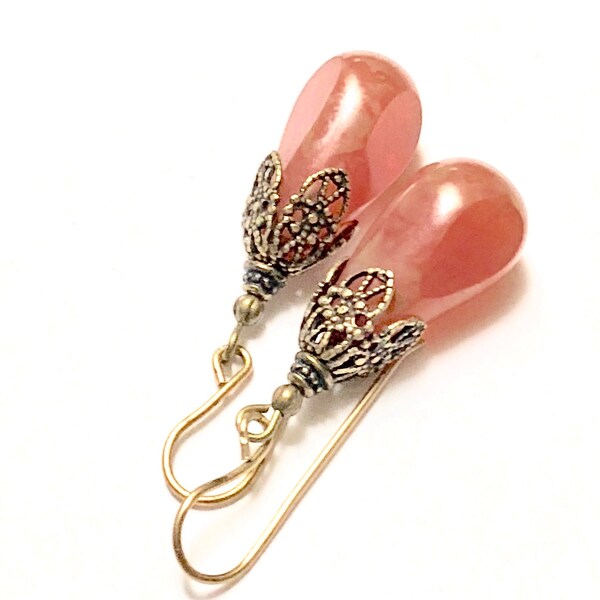 pink peach blush glass drops, pink earrings, Downton style earrings, vintage glass drops,