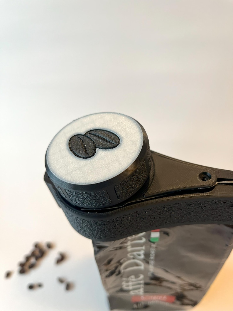 DavesJavaworks Coffee Bean Bag Clip - Thumbnail 4