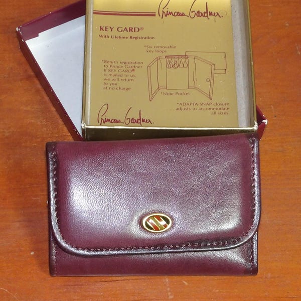 Vintage Lady Gardner Key Gard in Original Box – 1980s Burgundy Leather Key Case Wallet NOS New Old Stock – FREE SHIPPING