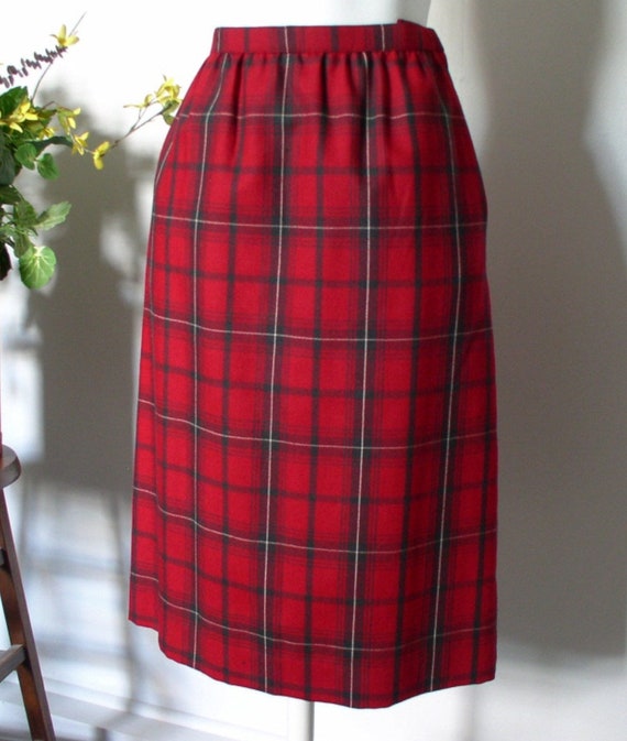 Red Plaid Skirt Size 10 Wool 1970's 1980's Vintag… - image 1
