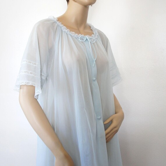 Robe 1960's Vintage Sheer Baby Doll Wedding Robe … - image 6