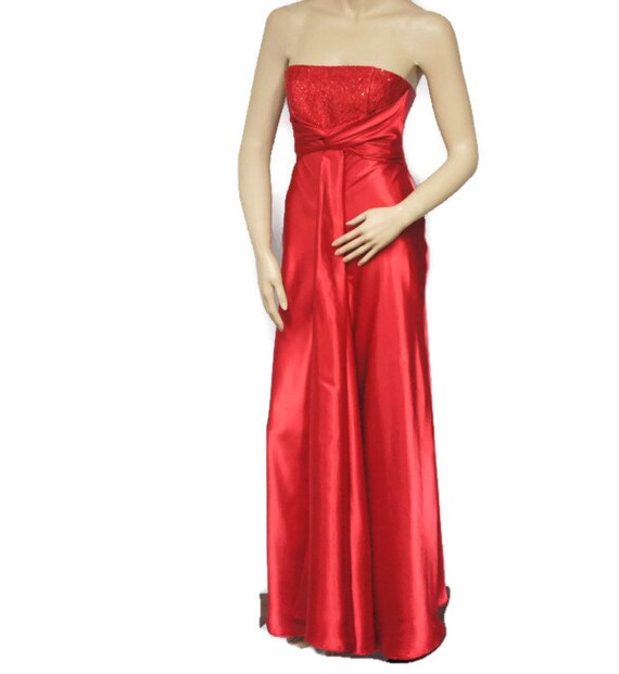 Extra Small Red Strapless Gown by Jessica Mc Clin… - image 3