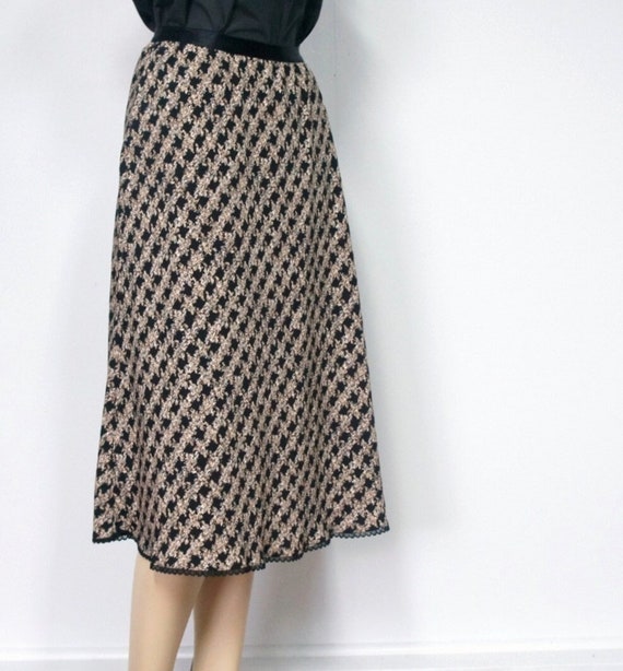 Full Skirt Vintage Size Tagged 16 Elastic Waist L… - image 2