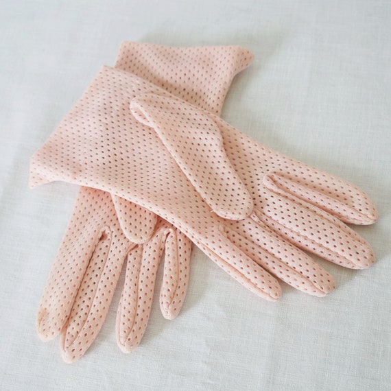 Vintage Gloves Nylon Button Short Wrist Pink Size… - image 4