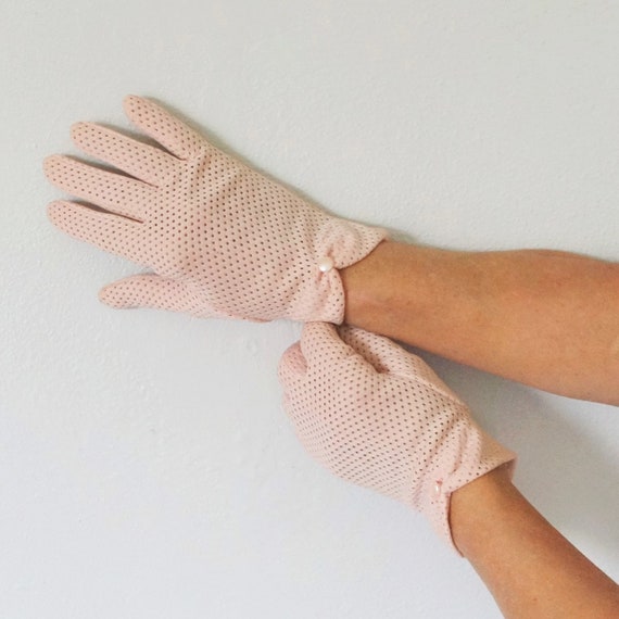 Vintage Gloves Nylon Button Short Wrist Pink Size… - image 6