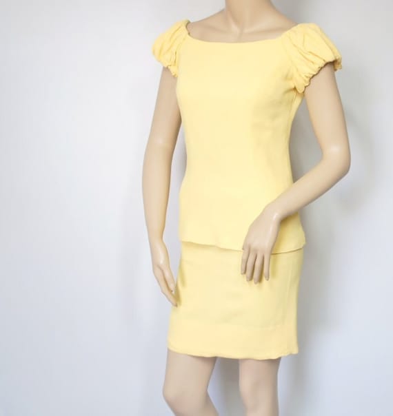 1960's Mod Dress Vintage Yellow Dress Mini Go-Go Crepe Size Small