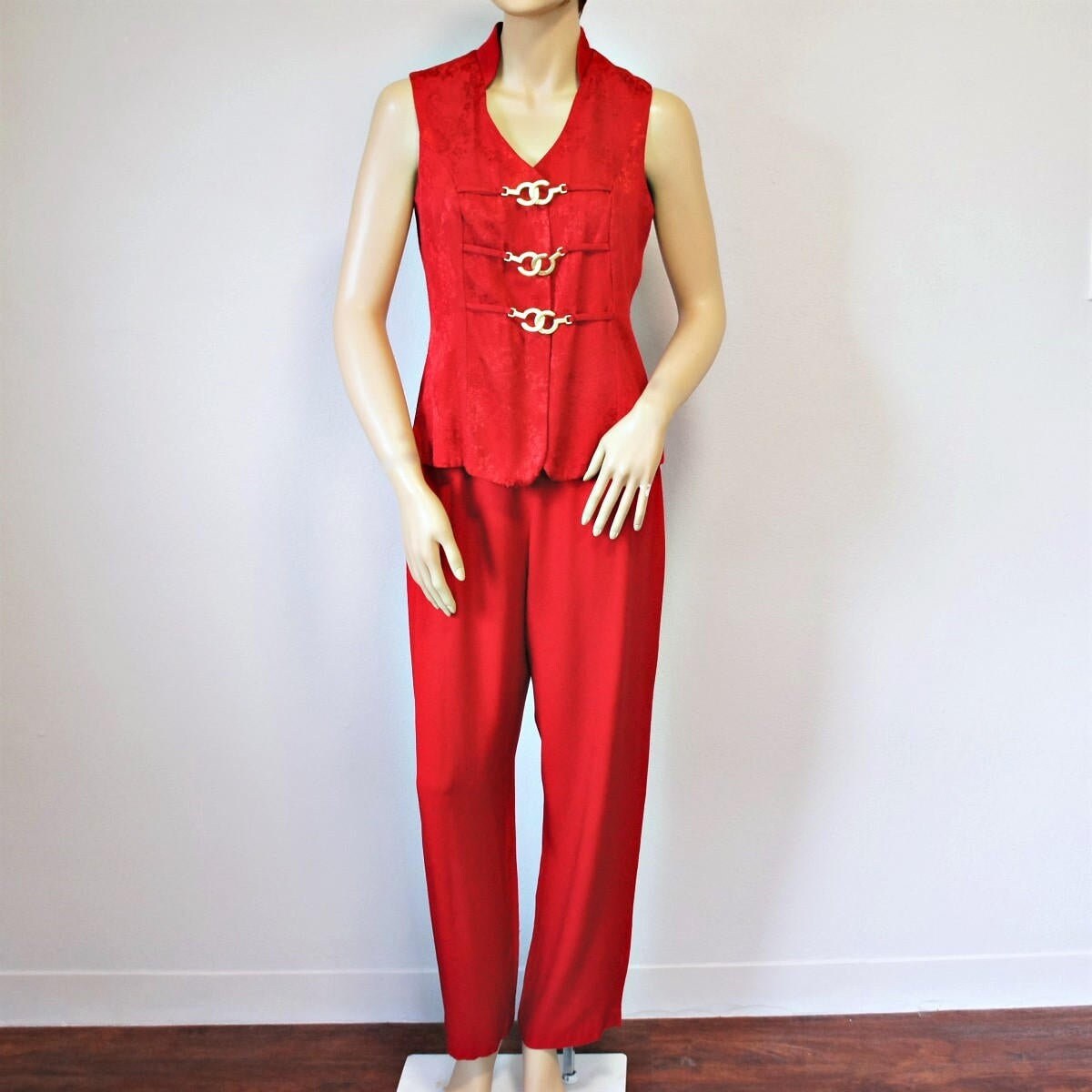 red vest womens dressy