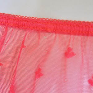 Half Slip Red 1980's Vintage Lingerie Sweet Lace Petticoat Nylon Net Size Medium image 5