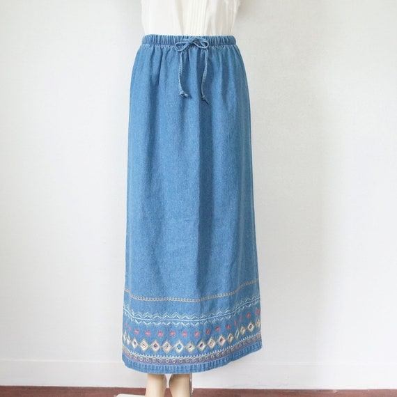 Long Denim Skirt Embroidered Size Small Denim & C… - image 1