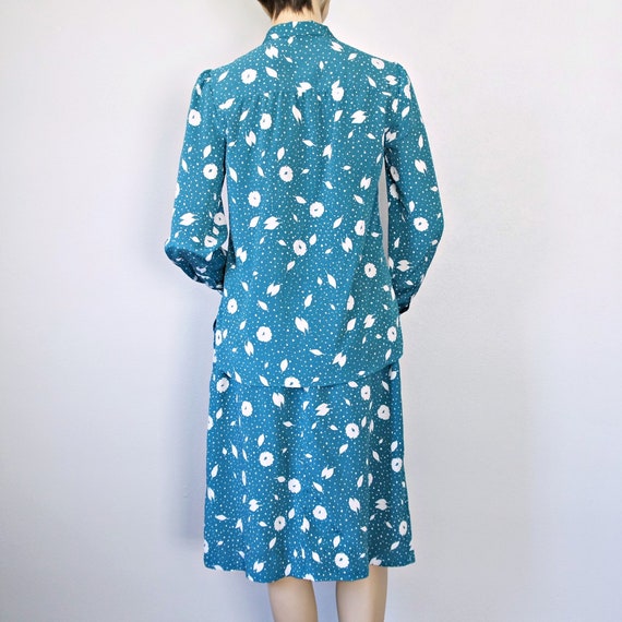 evan picone blue dress Evan Picone Black Pleaded Chiffon V-Neck Cocktail Dress Size 14 Large