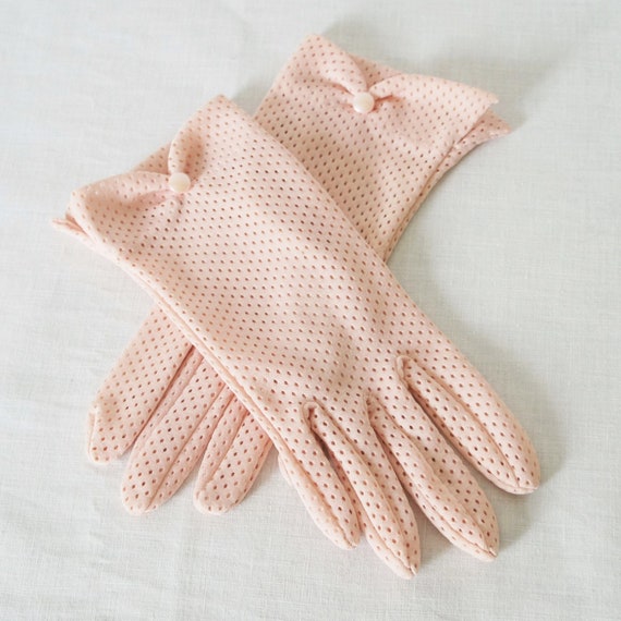 Vintage Gloves Nylon Button Short Wrist Pink Size… - image 1