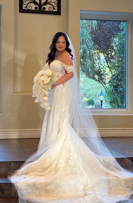 Cathedral Wedding Veil Cascading Single Layer Simple Chapel  display picture 2