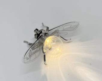 Handmade Steampunk Light-Up Bee Brooch: Neo-Victorian Insect Jewelry