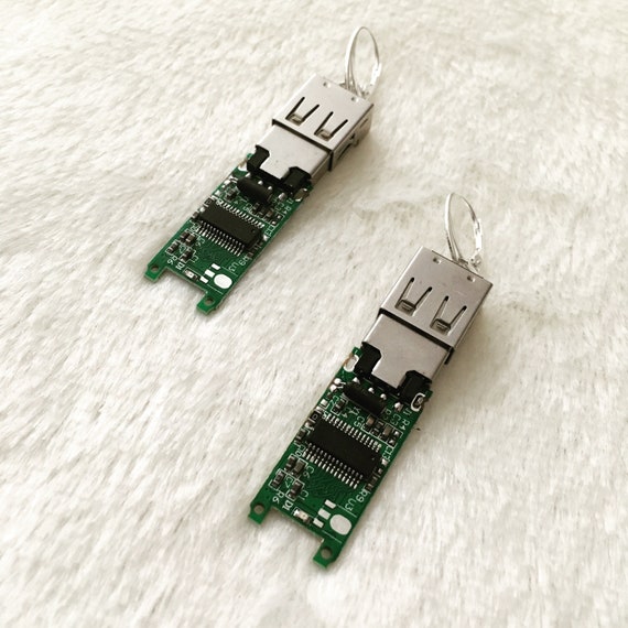 Cyberspace jewelry outlet