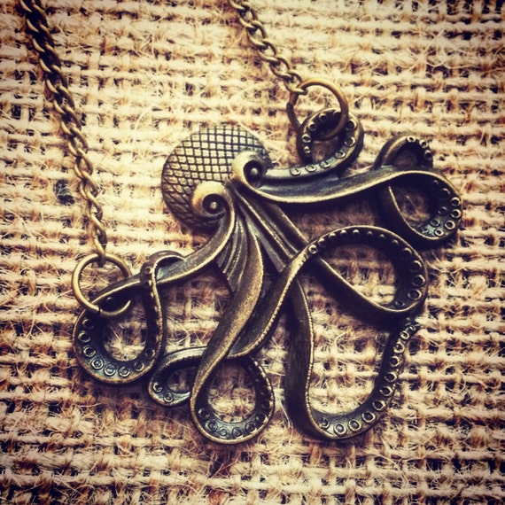 Nautical Cthulhu steampunk octopus  necklace  - Steampunk Gothic Clockwork Neo Victorian  Victoriana Jewellery