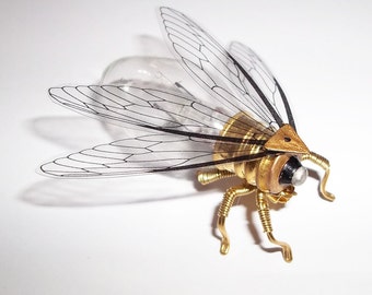 Save the Bees - Steampunk brooch - Small Bee Lightbulb Brooch - Unique Steampunk Steam Punk Clockwork Jewelry