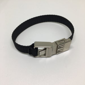 Cyberpunk 32GB/2TB USB memory stick wristband  - Wearable Technology  Unusual Circuit Cyberspace Computer Science Geek Matrix Spy Jewelry