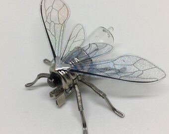 Steampunk brooch - Sting in the tail Bee Lightbulb Brooch - Unique Original Handmade Steam Punk Clockwork Jewelry Gift