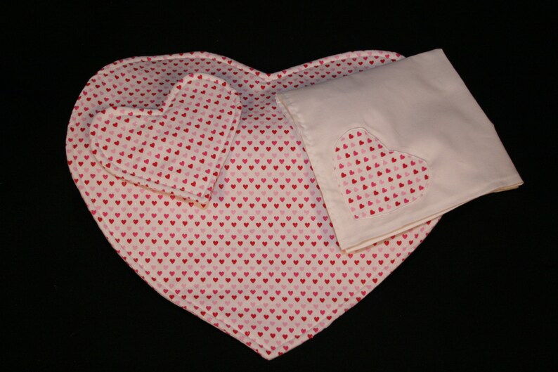 Coasters, cloth, Valentine's, pink, red, heart shape image 2