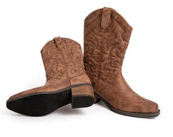Vintage Brown Cowboy Boots Women Leather Western Boots Embroidered Boho Mid Calf Retro Festival Shoes