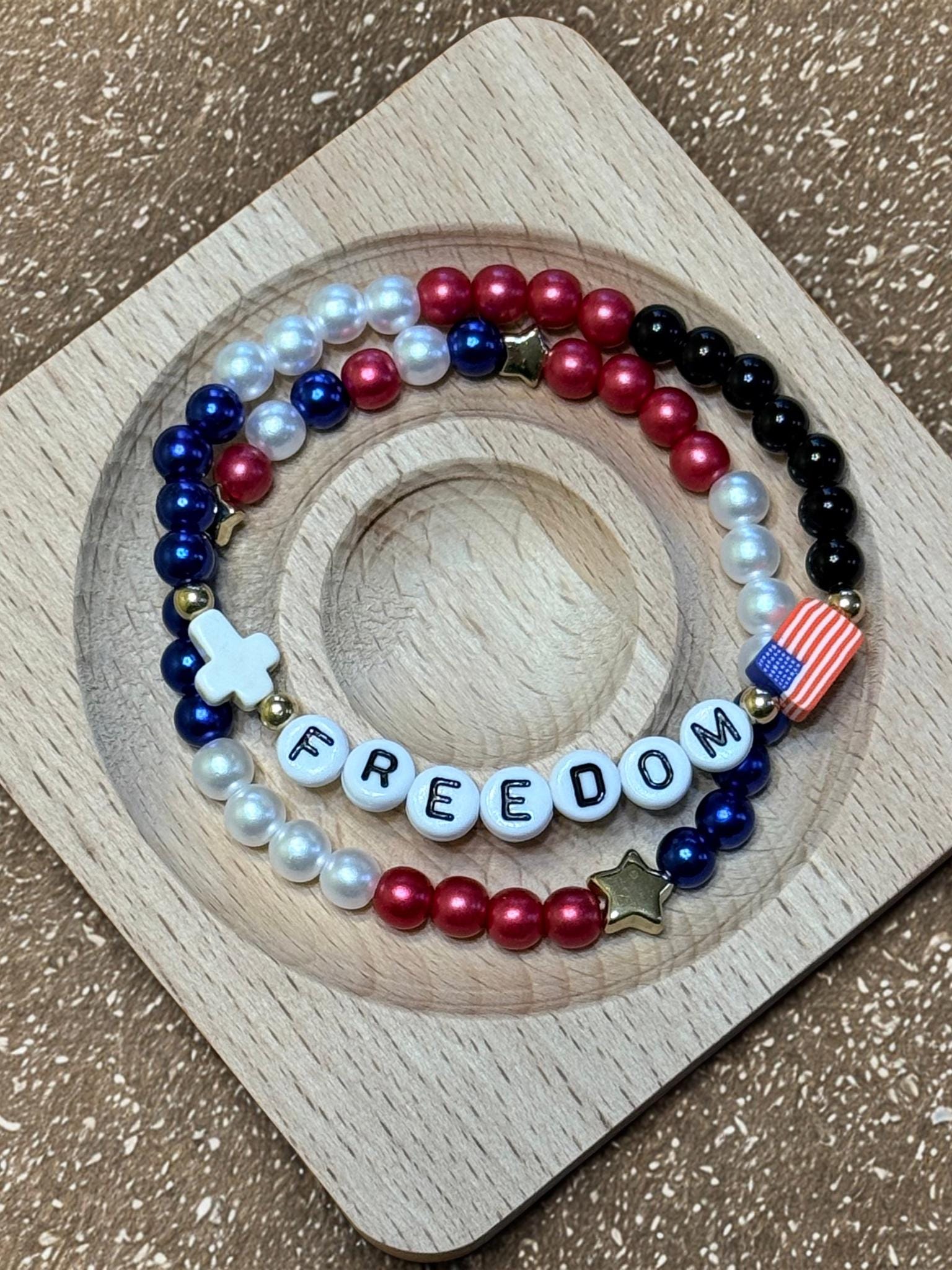 LovelyJewelry Patriotic "Proud To Be American" Bead Charm - US Map & Flag Design, Fits Pandora Bracelets, Silver Plated