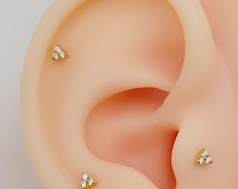 20G/18G/16G Titanium Tiny Gold Triangle Push Pin Labret, Threadless  Earrings, Tragus Stud, Flat Back, Helix, Cartilage Nose, Gift for her