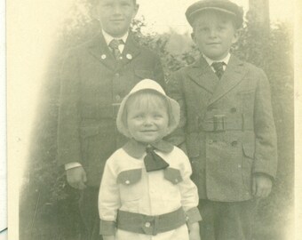 1919 3 Brothers Knicker White Sailor Suit Happy Kids RPPC Real Photo Postcard Photograph