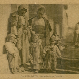 1910s German Postcard Balkan Macedonia Family Traditional Clothing Dress