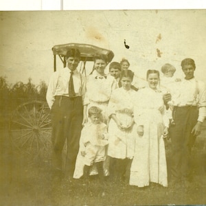 Bill Orville Pearl Miles Family Horse Carriage 1900s RPPC Real Photo Cartolina Fotografia vintage