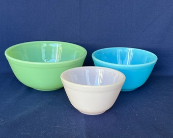 Mosser Mixing Bowls 3 Piece Set of Farmhouse Nesting Bowls Jadeite, Robin Egg Blue and Pink Set or Custom Set 20, 40 & 65 oz Mosser Glass