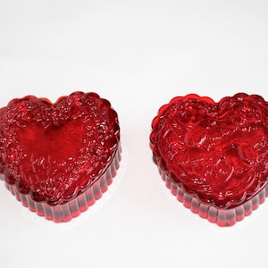 Mosser Rose Heart Box in Ruby Red 4" Wide by 4" High FREE SHIPPING Perfect Gift Box by Mosser Glass, Red Roses